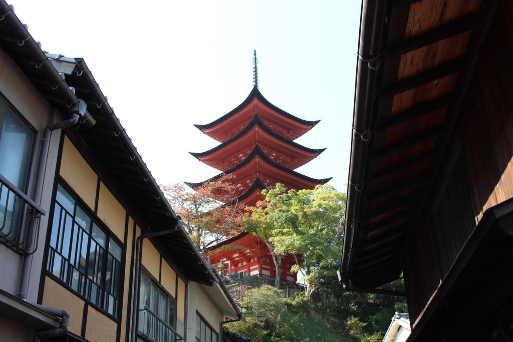 Miyajima Seaside Hotel Itsukushima Екстер'єр фото