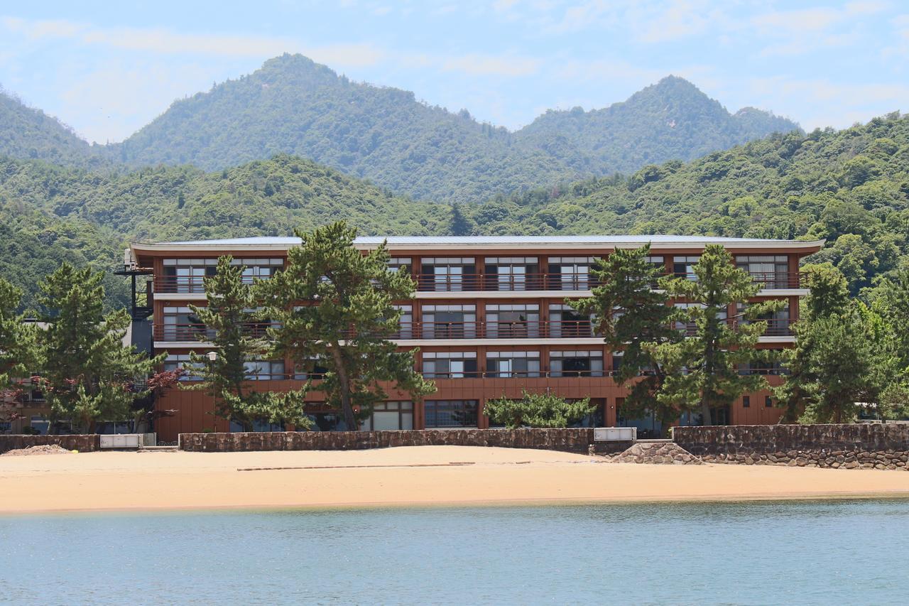 Miyajima Seaside Hotel Itsukushima Екстер'єр фото